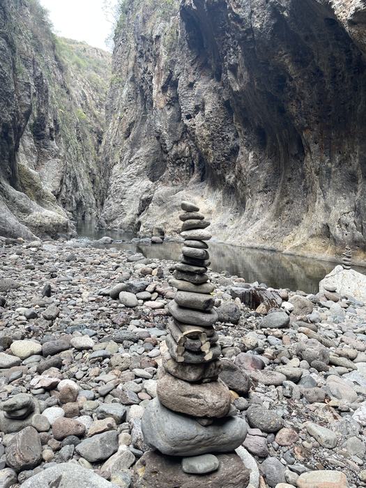 Cairn au fond du canyon